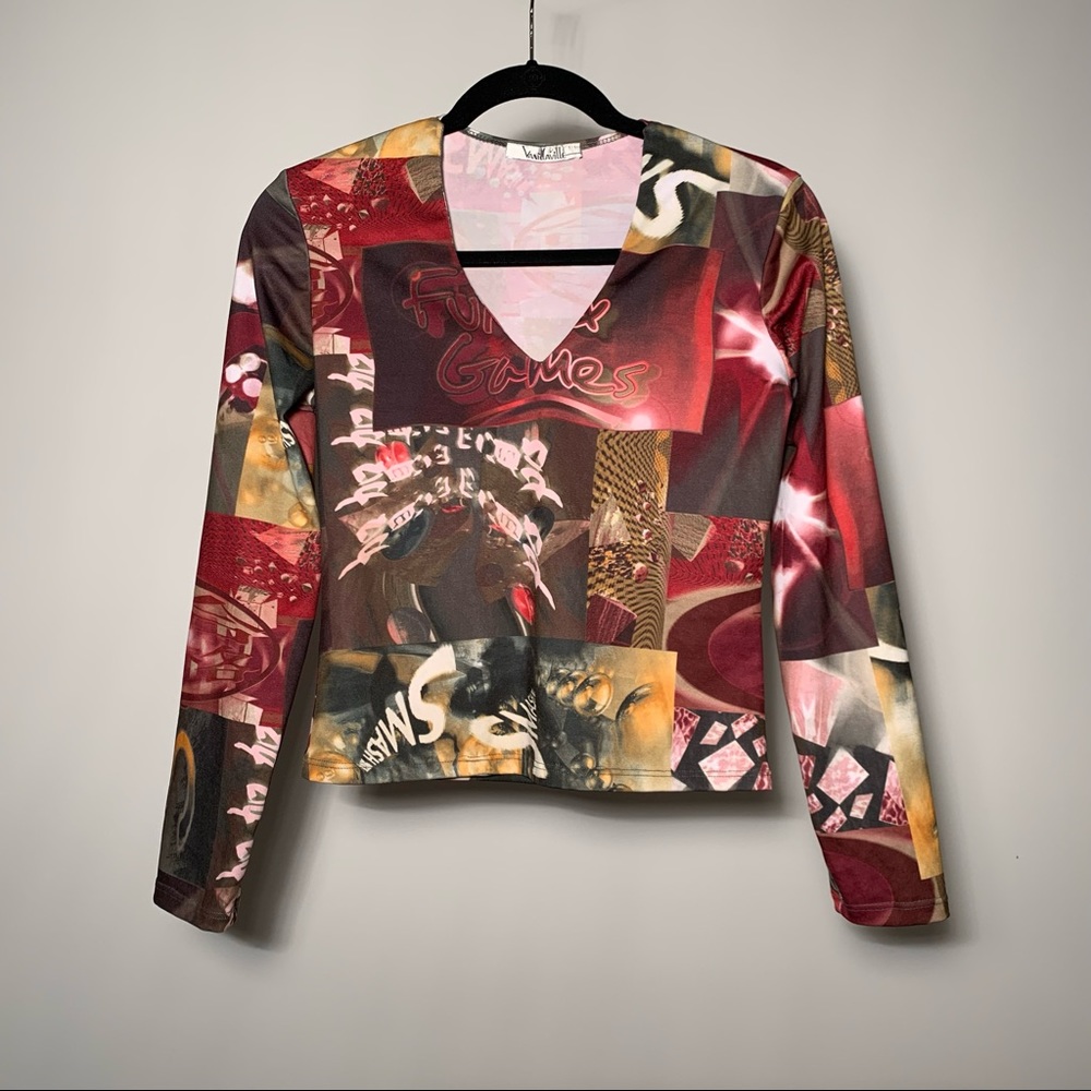Vanillaville Colourful Abstract Unique Vintage Long Sleeve Flattering Vneck Top
